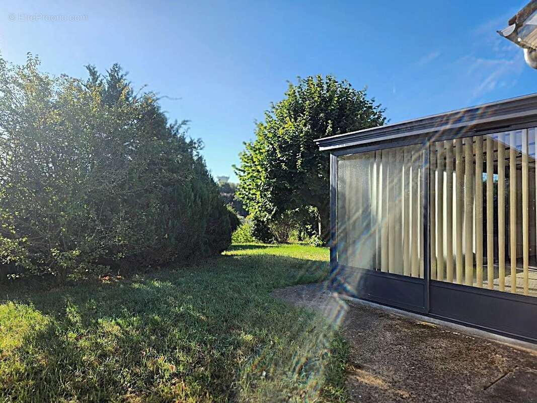 Maison à PARCAY-MESLAY