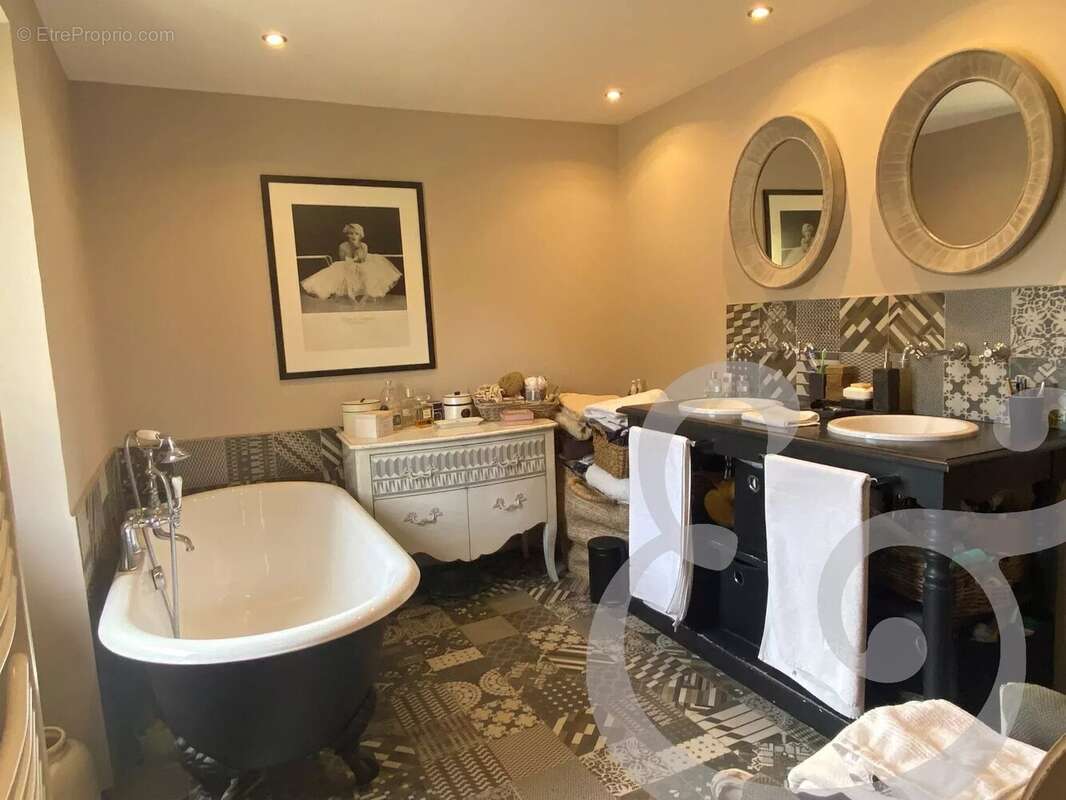 Appartement à PARADOU