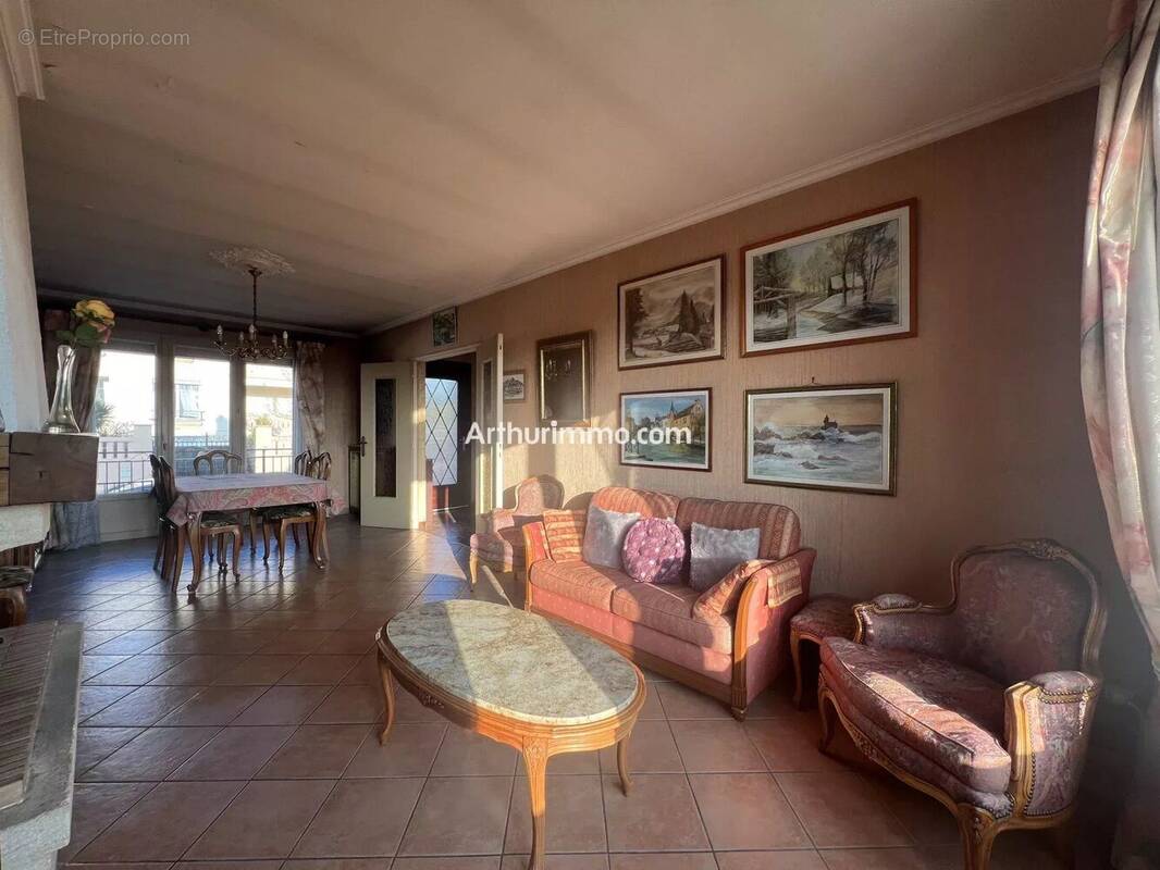 Maison à SUCY-EN-BRIE