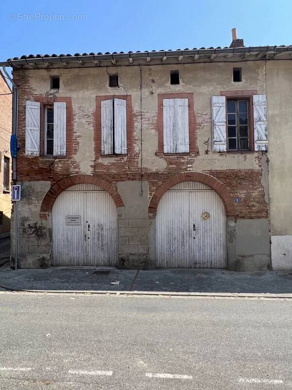 Parking à MONTGISCARD