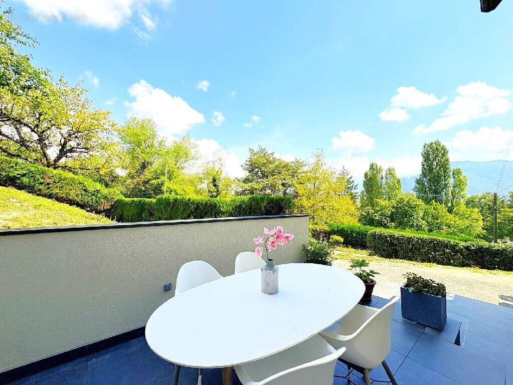 Appartement à MEYTHET