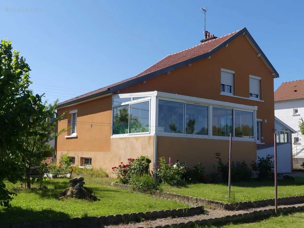 Maison à LE CREUSOT