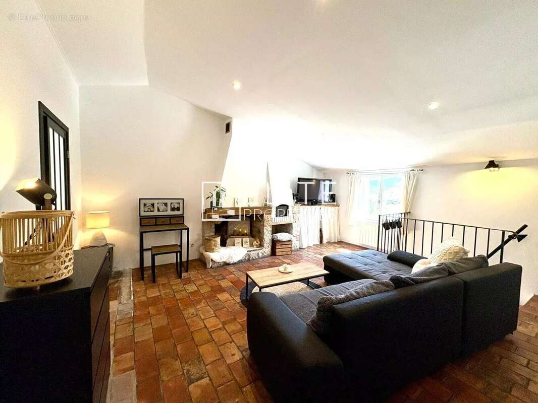 Appartement à CIPIERES