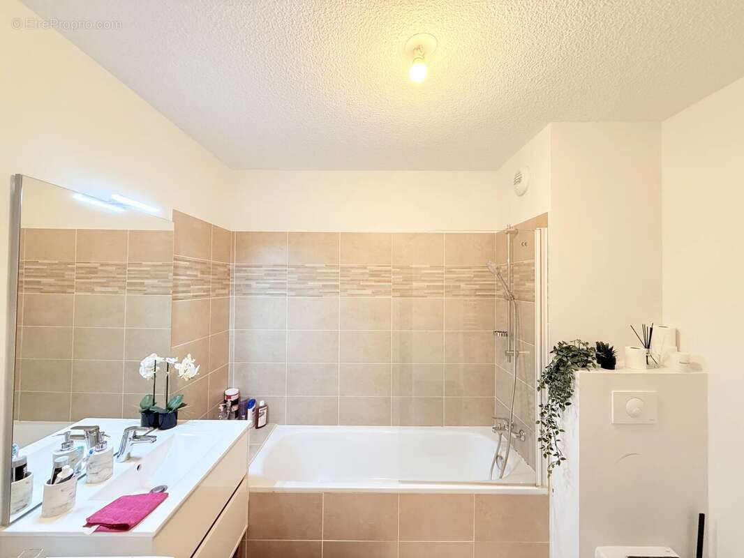 Appartement à SAINT-BALDOPH