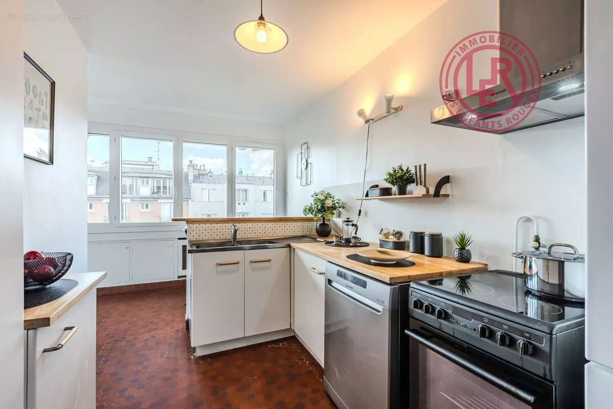 Appartement à PARIS-15E