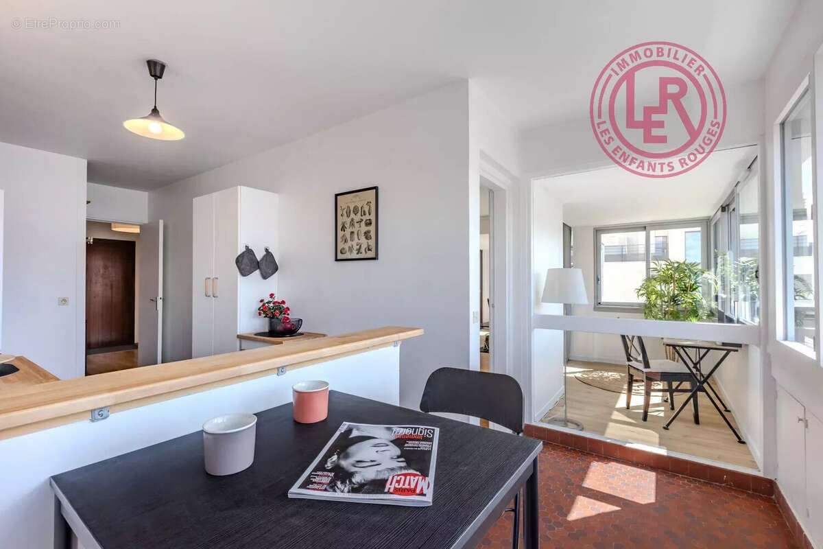 Appartement à PARIS-15E