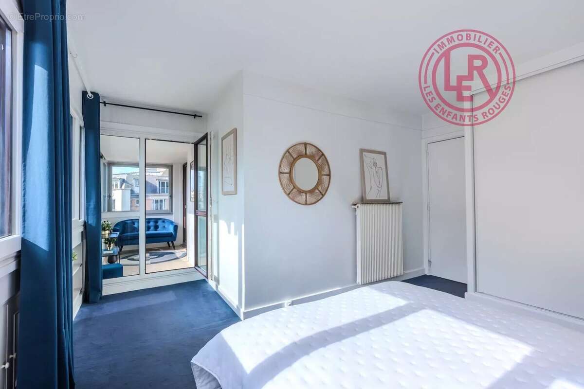 Appartement à PARIS-15E