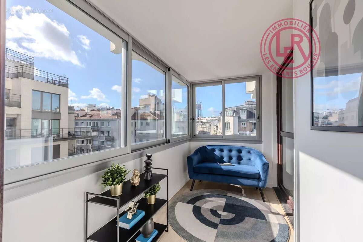 Appartement à PARIS-15E