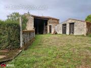 Maison à SAINT-JUIRE-CHAMPGILLON