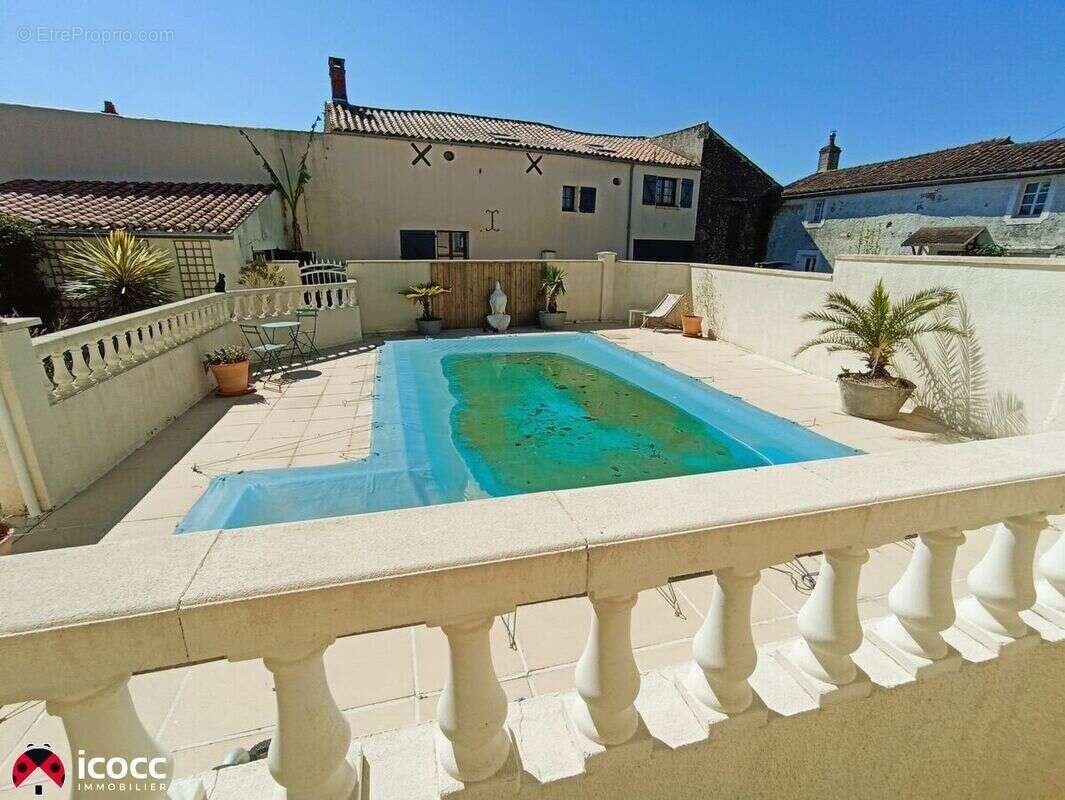 Maison à MOUTIERS-SUR-LE-LAY