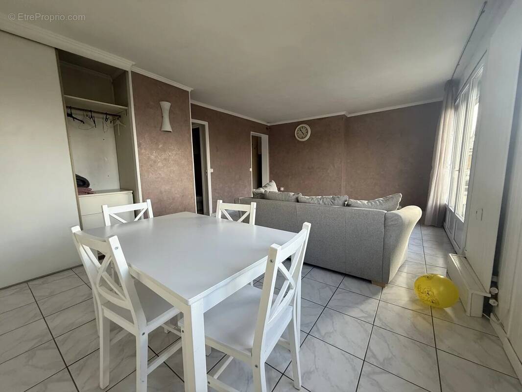 Appartement à CHELLES