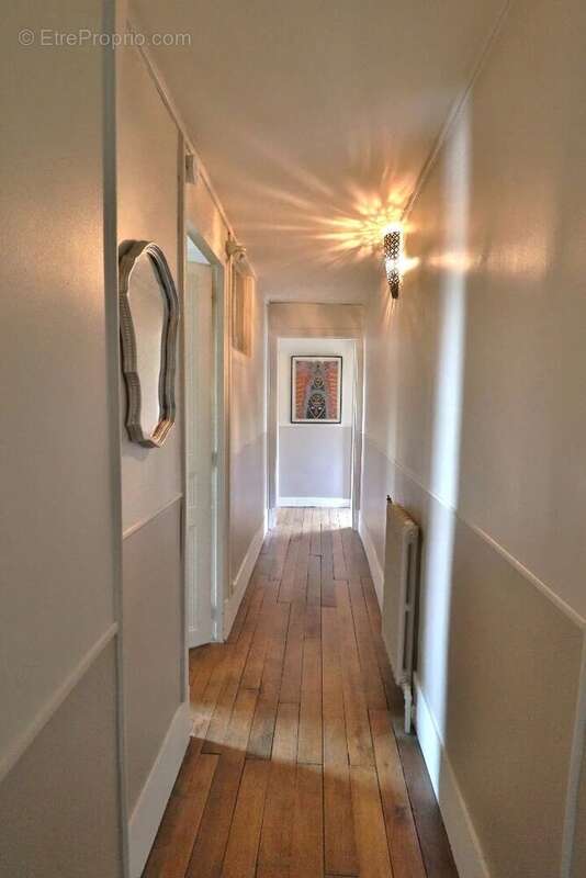 Maison à VERRIERES-LE-BUISSON