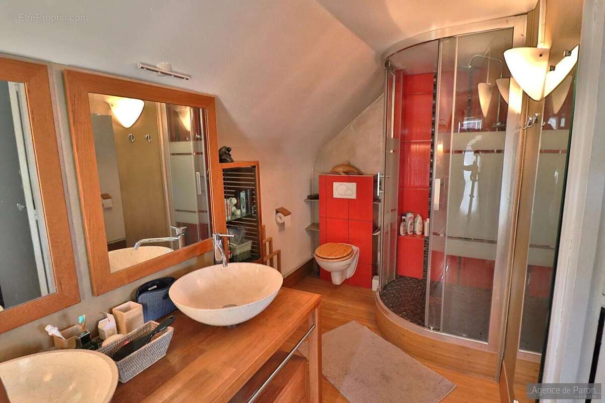 Maison à VERRIERES-LE-BUISSON