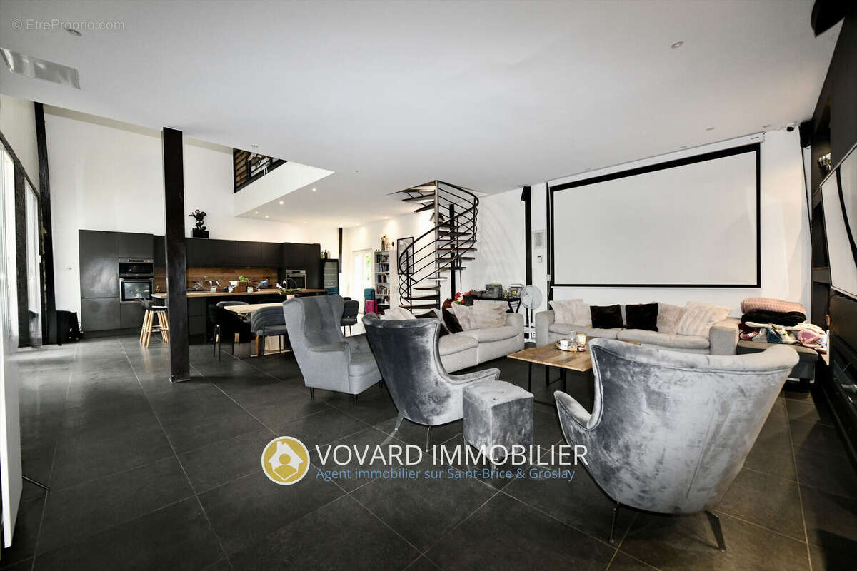 Photo 4 - Maison à SARCELLES