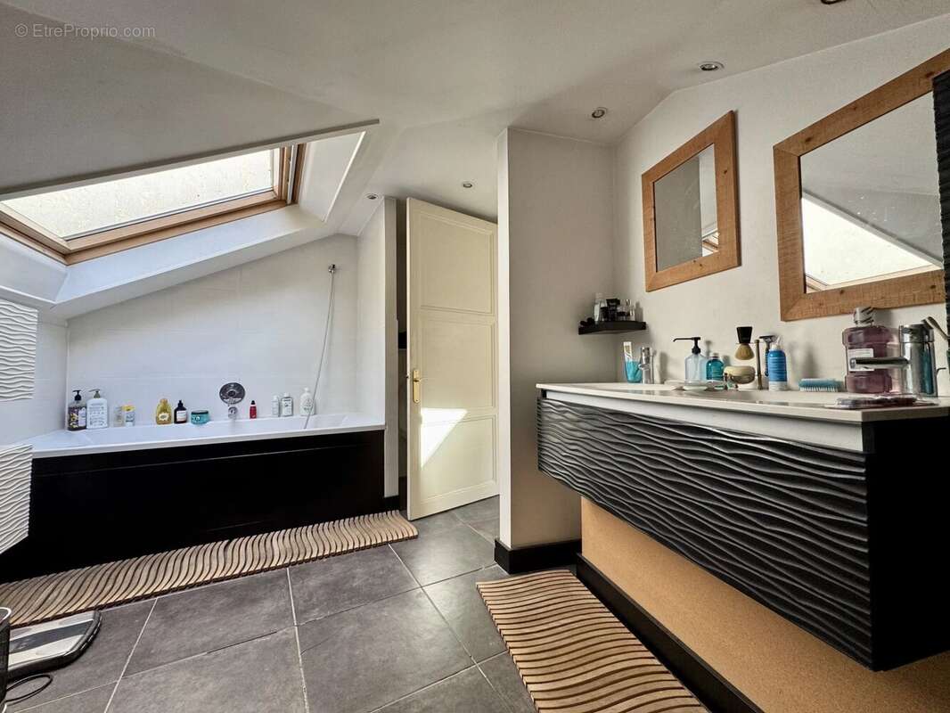 Appartement à LA FERTE-SOUS-JOUARRE