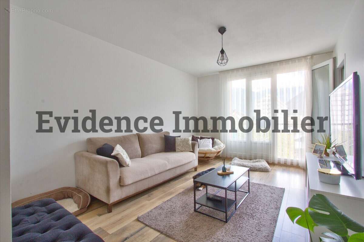 Appartement à ALBERTVILLE