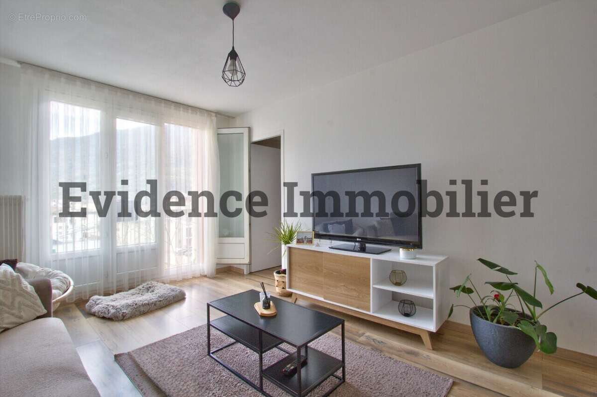 Appartement à ALBERTVILLE