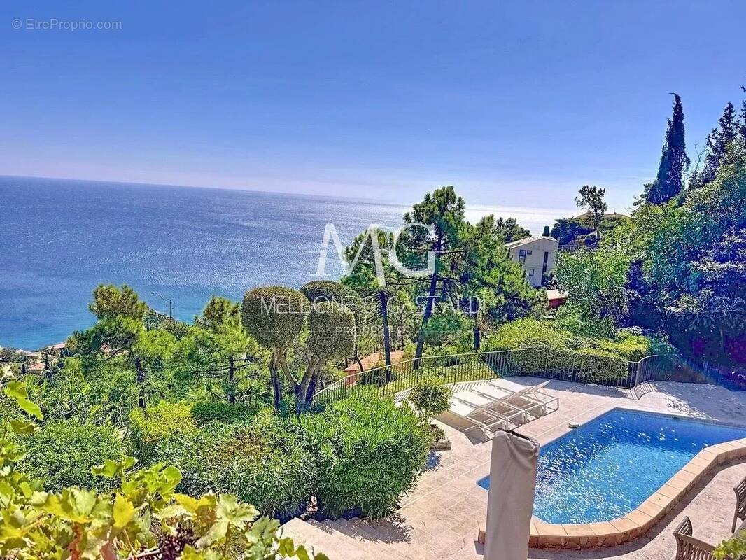 Maison à THEOULE-SUR-MER