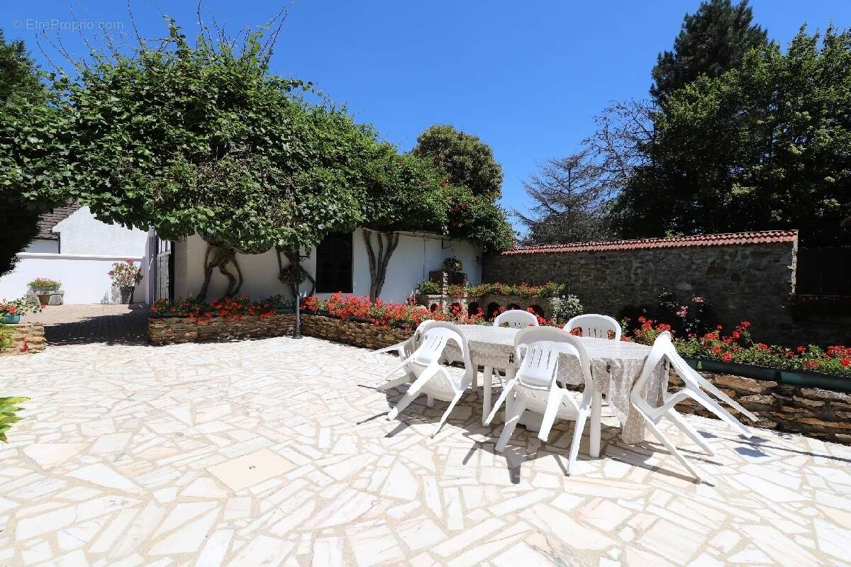 Maison à OZOUER-LE-VOULGIS