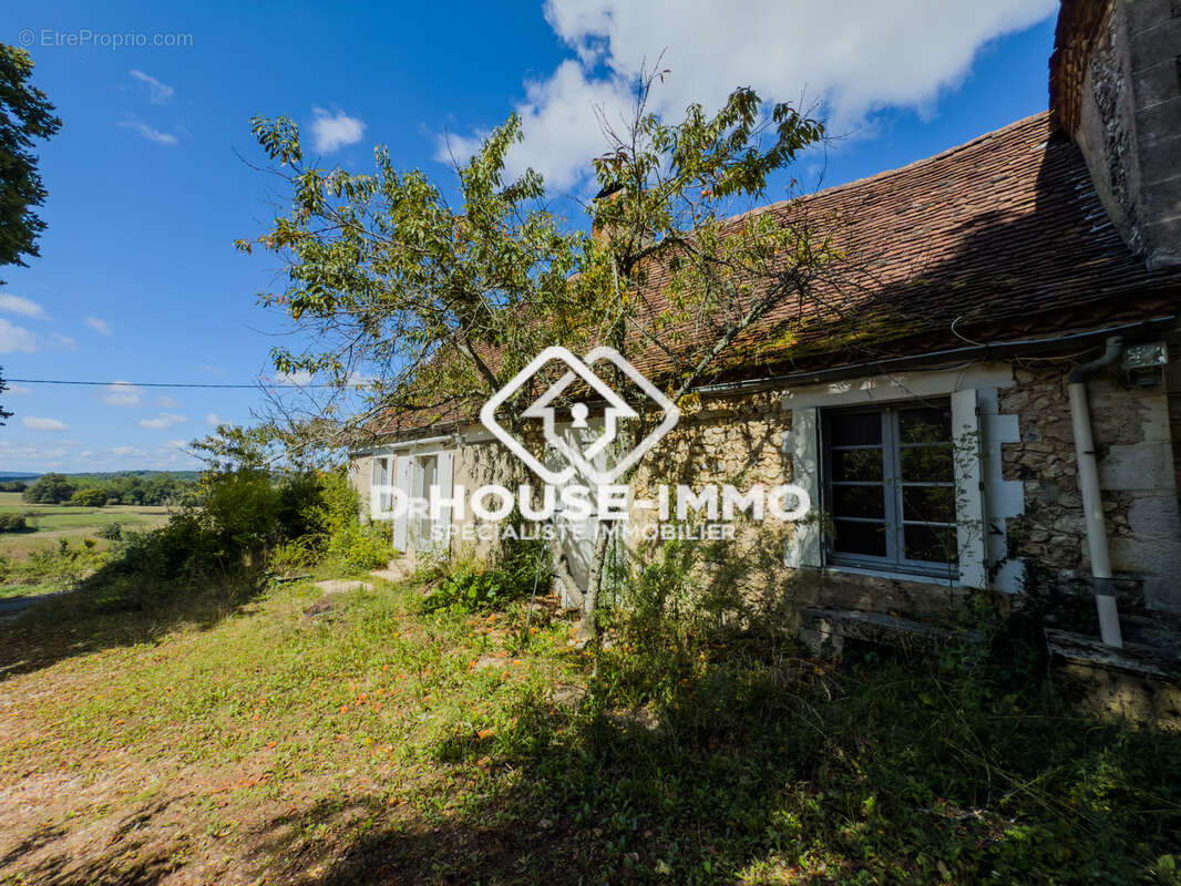 Maison à MILHAC-D&#039;AUBEROCHE