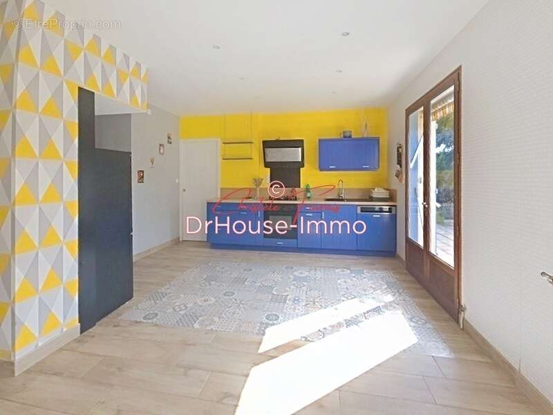Maison à LA BAZOUGE-DU-DESERT