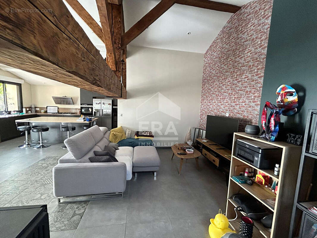 Maison à MONTESQUIEU-DES-ALBERES