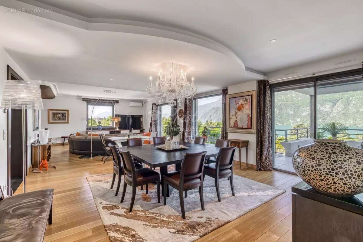 Maison à BRISON-SAINT-INNOCENT