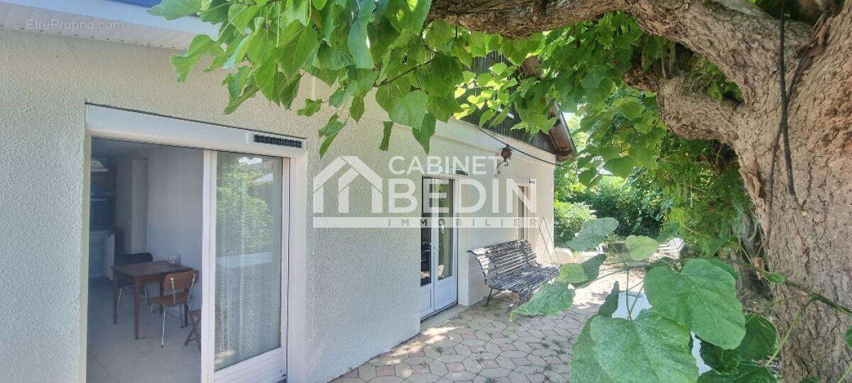 Maison à AMBARES-ET-LAGRAVE