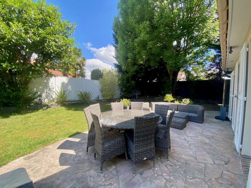 Maison à LE PLESSIS-TREVISE