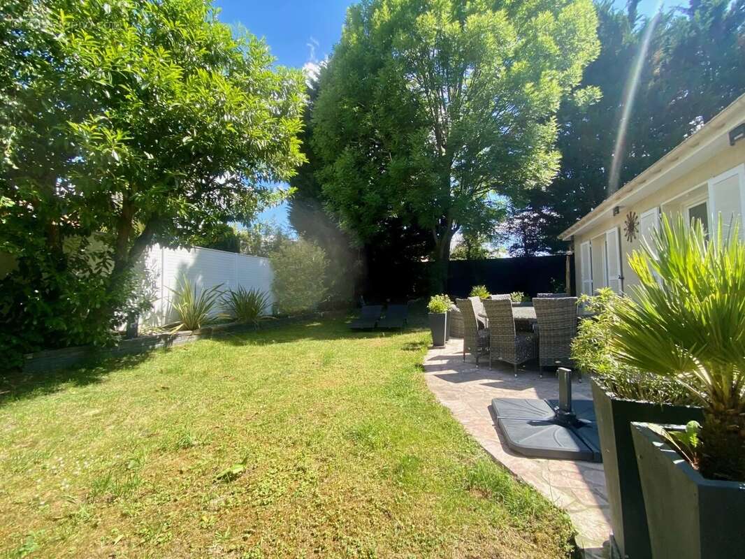 Maison à LE PLESSIS-TREVISE