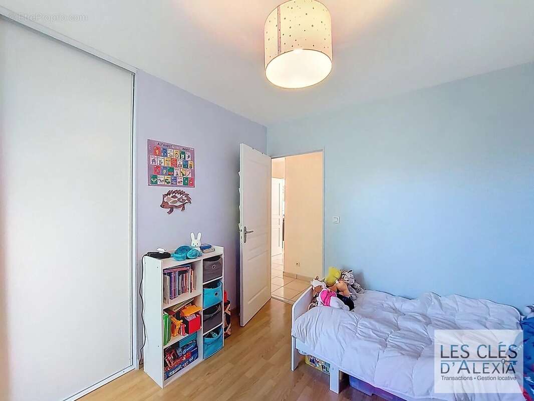 Appartement à LOIRE-SUR-RHONE