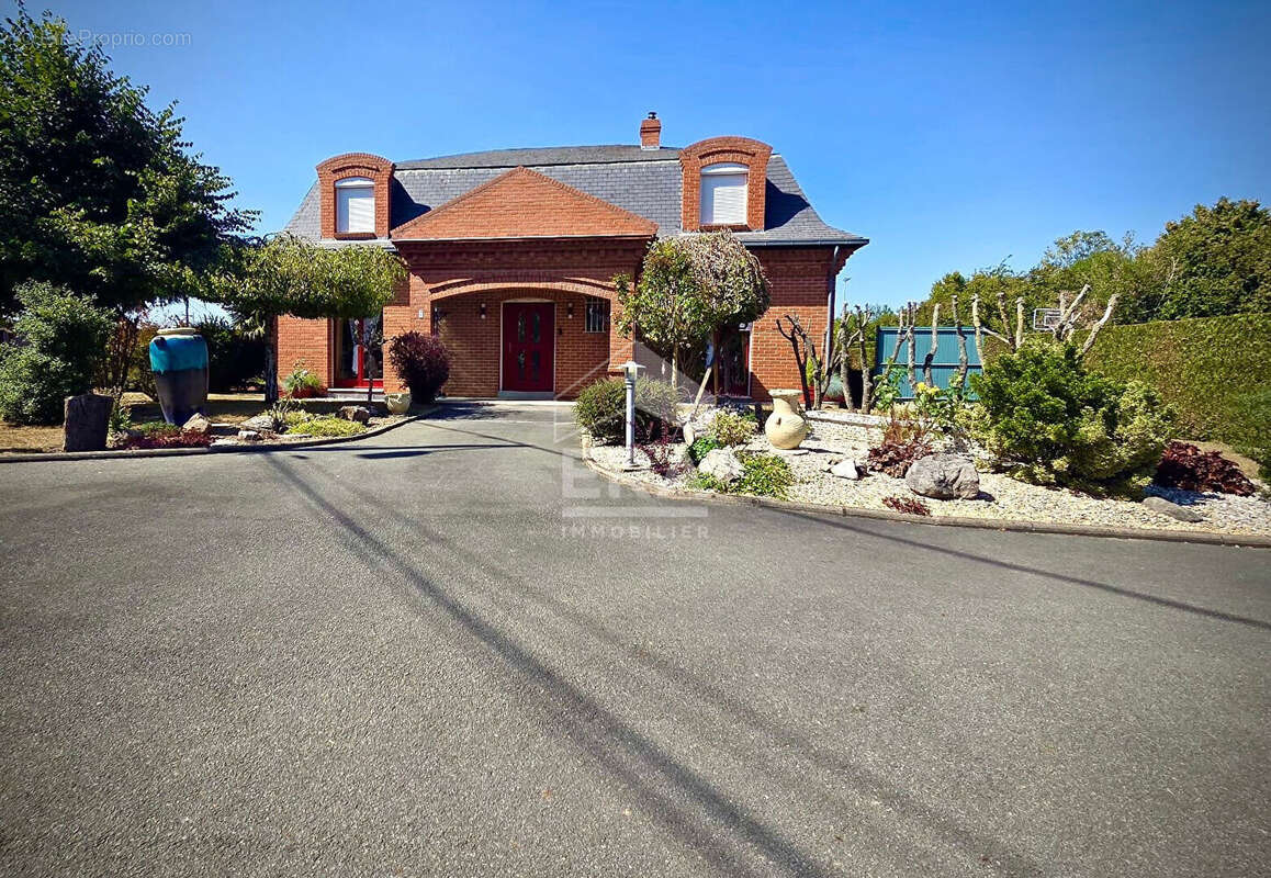 Maison à LOOS-EN-GOHELLE