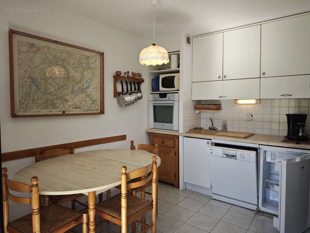 Appartement à MORILLON