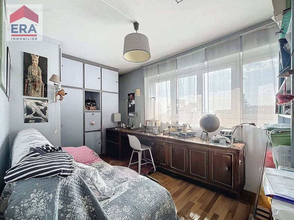 Appartement à IVRY-SUR-SEINE