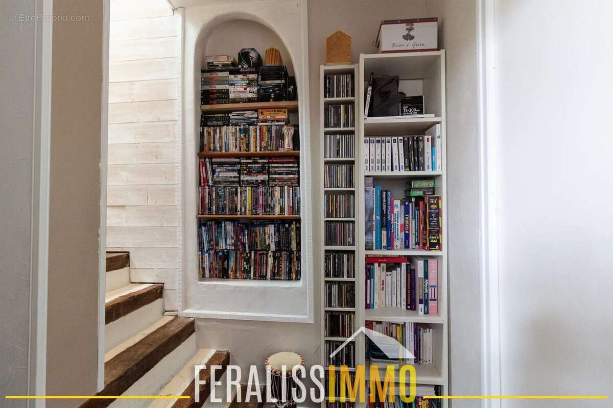 Maison à VAUX-SUR-SEINE