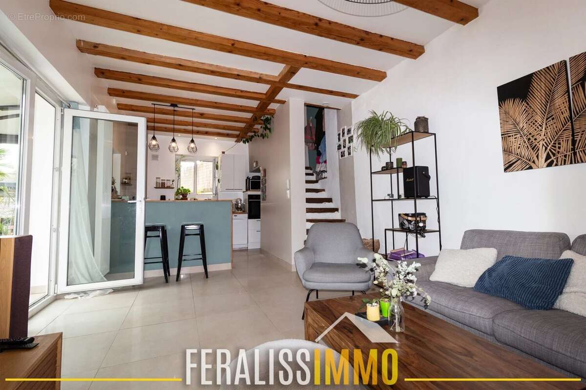 Maison à VAUX-SUR-SEINE