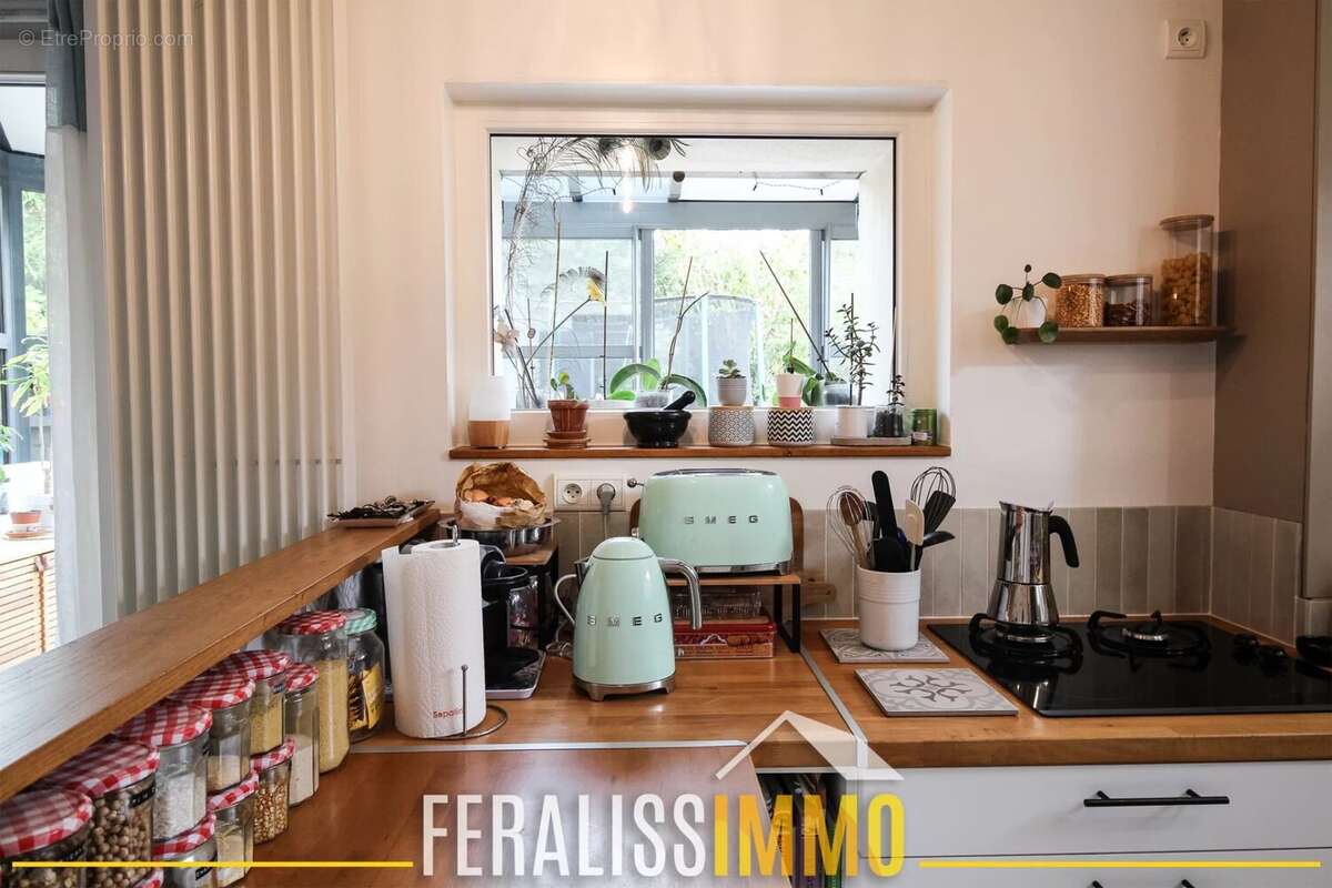 Maison à VAUX-SUR-SEINE