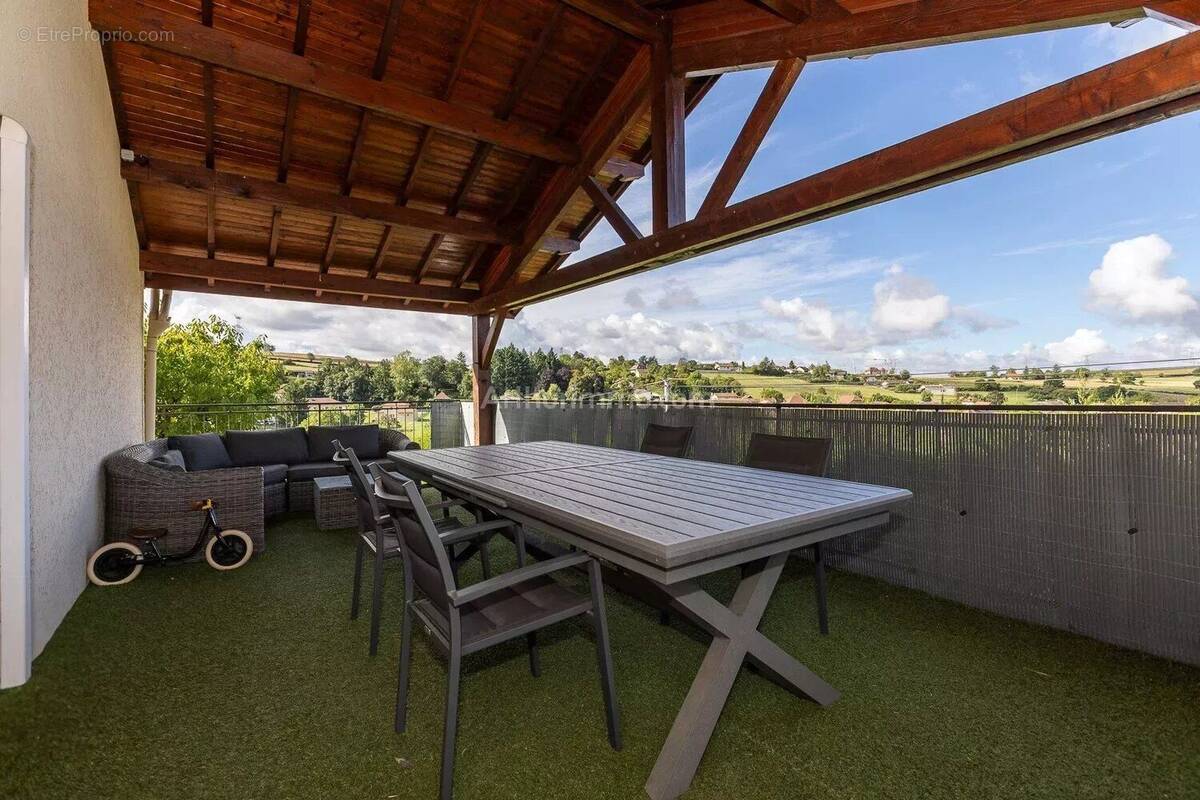 Maison à SAINT-CHEF