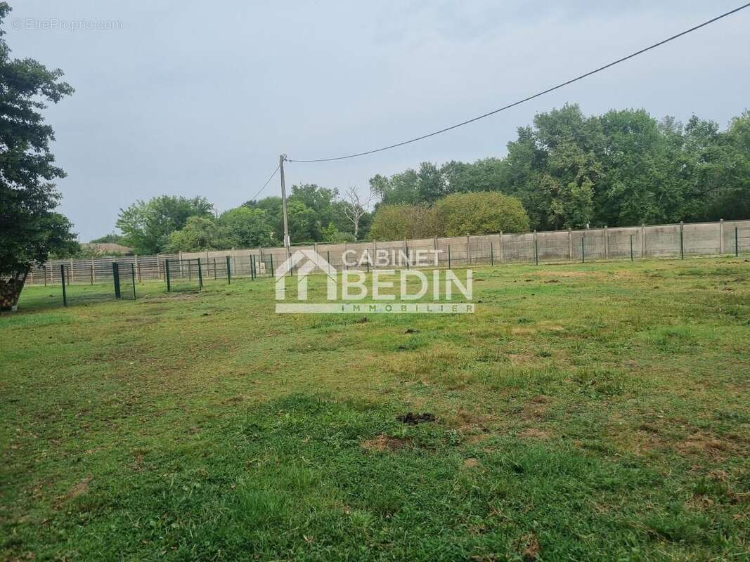 Terrain à LA TESTE-DE-BUCH