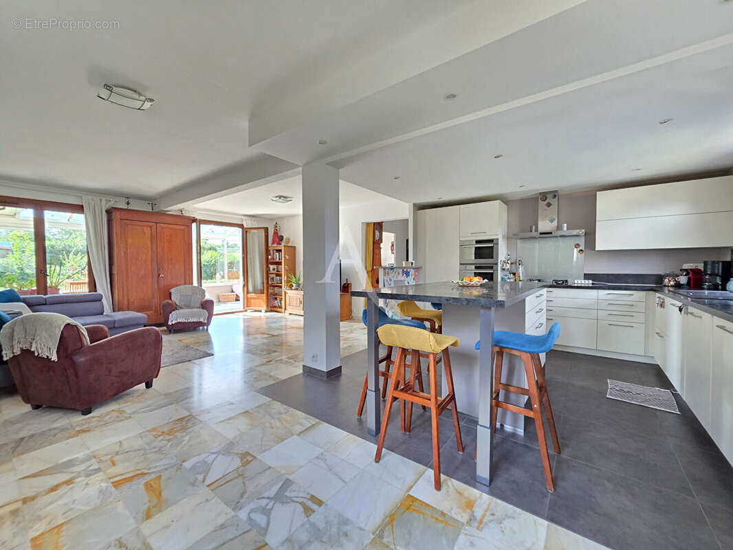 Maison à ARMENTIERES-EN-BRIE