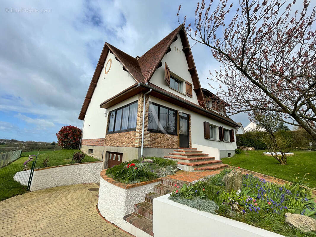 Maison à GOURNAY-EN-BRAY