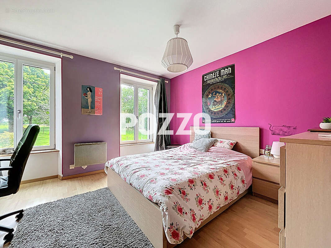 Maison à BRICQUEVILLE-SUR-MER