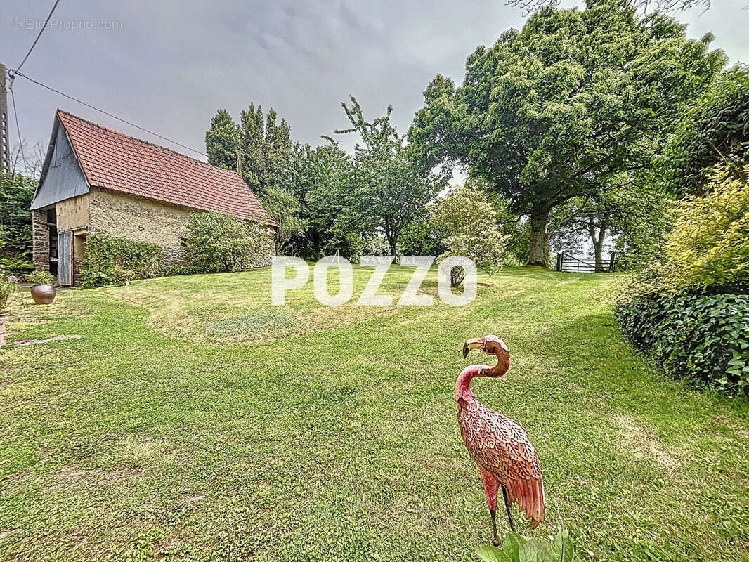 Maison à BRICQUEVILLE-SUR-MER