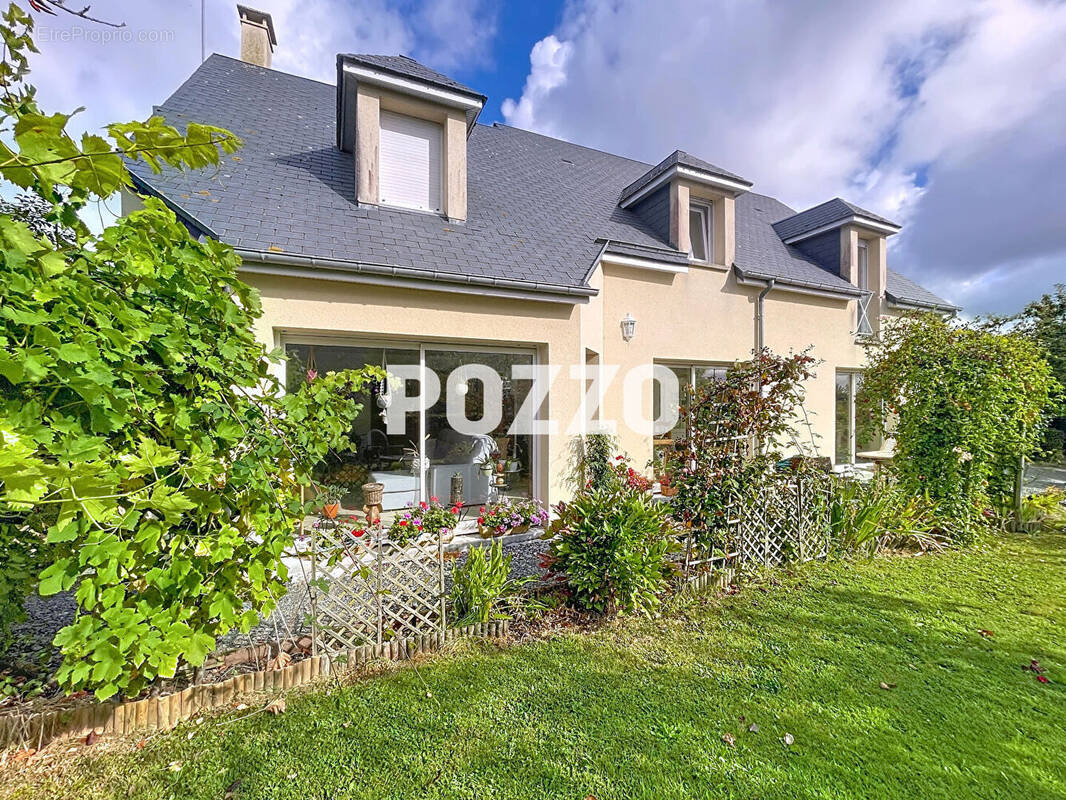 Maison à BRICQUEVILLE-LA-BLOUETTE