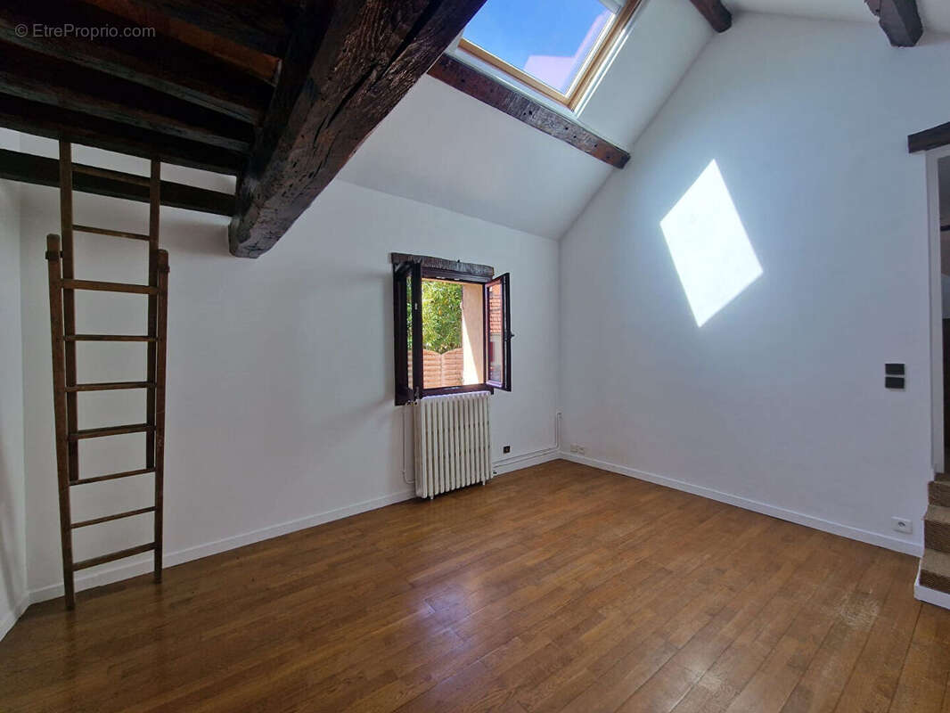 Maison à DEUIL-LA-BARRE