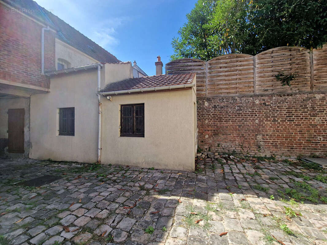 Maison à DEUIL-LA-BARRE