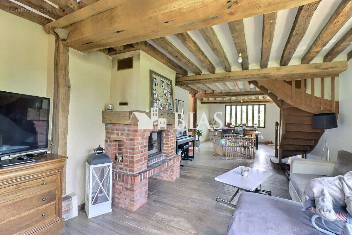 Maison à PONT-L'EVEQUE