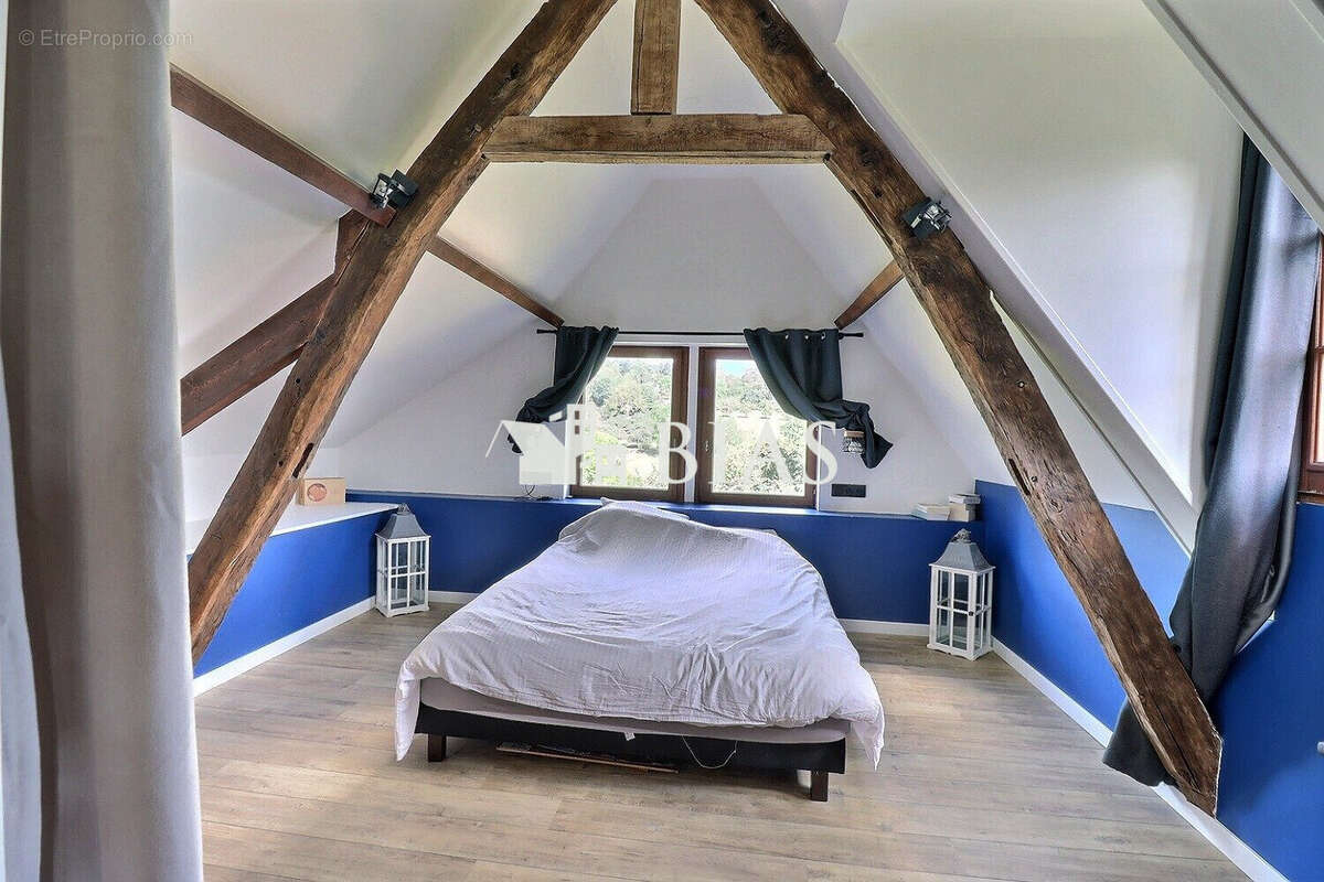 Maison à PONT-L'EVEQUE