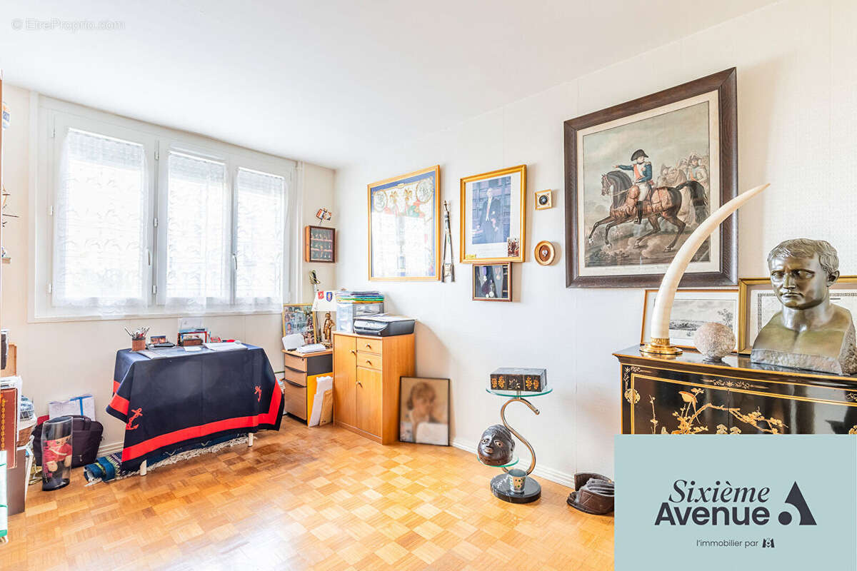 Appartement à CHILLY-MAZARIN