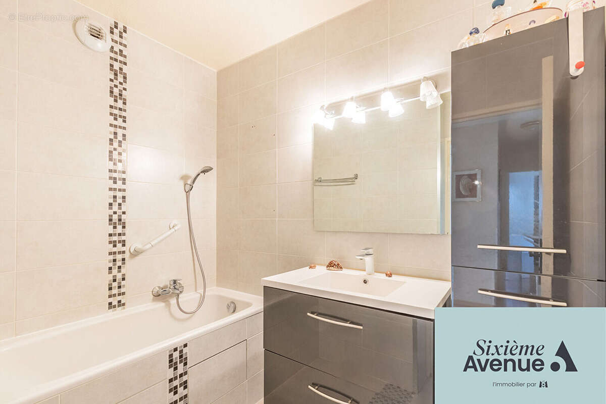 Appartement à CHILLY-MAZARIN